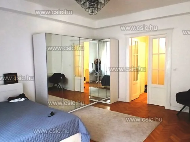 Eladó lakás Budapest II. kerület, Országút 138 nm