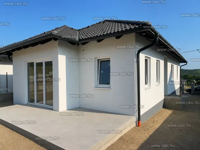 Eladó ház Vácduka 107 nm