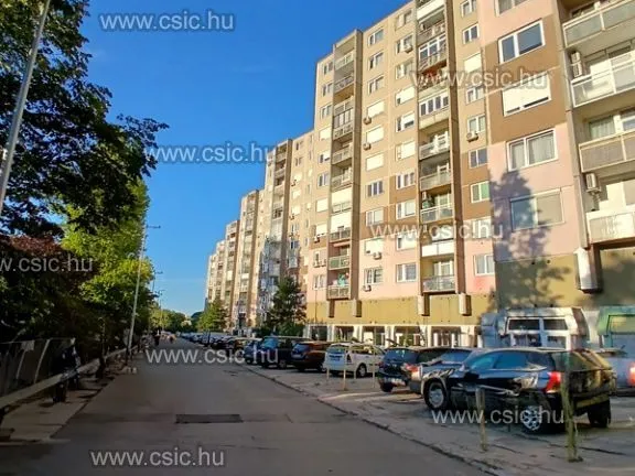 Eladó lakás Budapest XVIII. kerület 71 nm