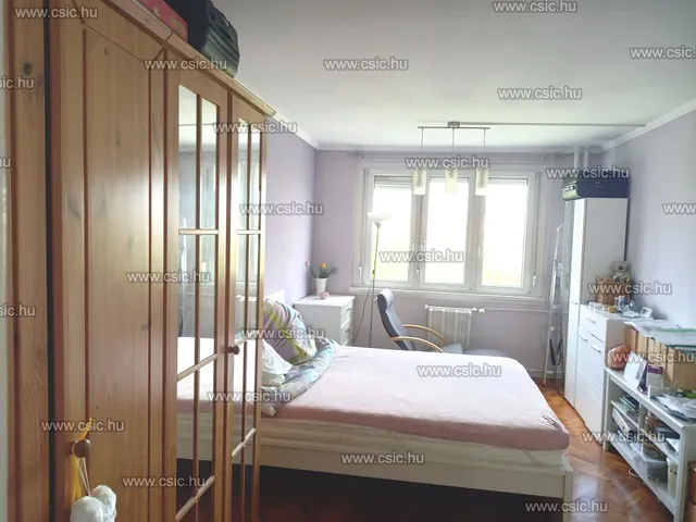 Eladó lakás Budapest III. kerület 67 nm