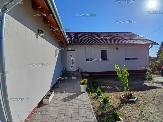 Eladó ház Erdőkertes 117 nm
