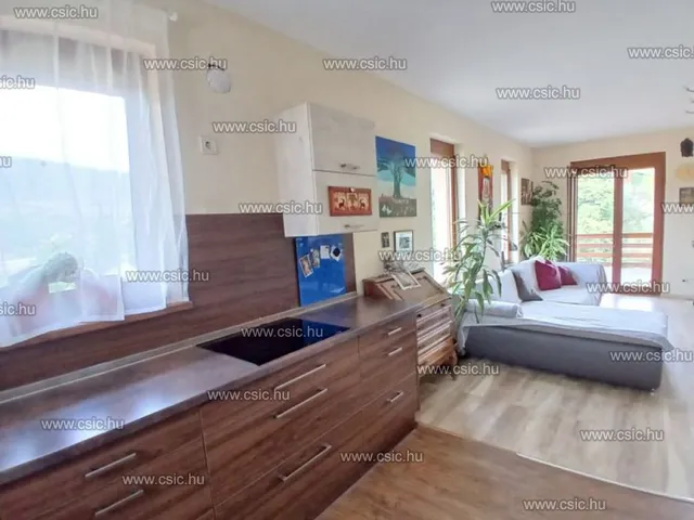 Eladó ház Pilisszentkereszt 157 nm