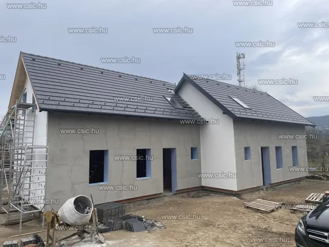 Eladó ház Pócsmegyer 100 nm
