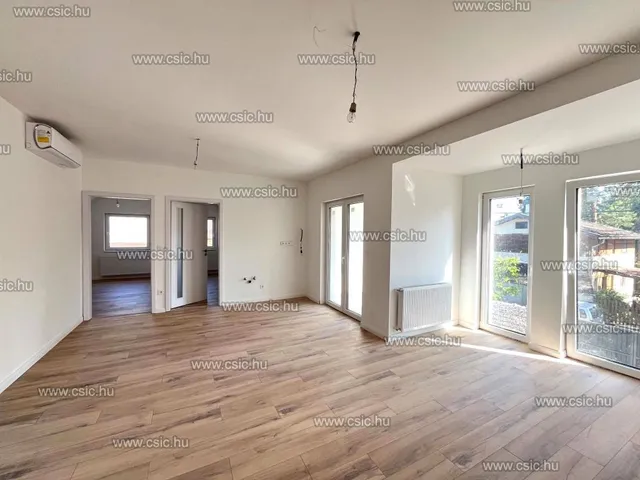 Eladó lakás Budapest III. kerület 156 nm