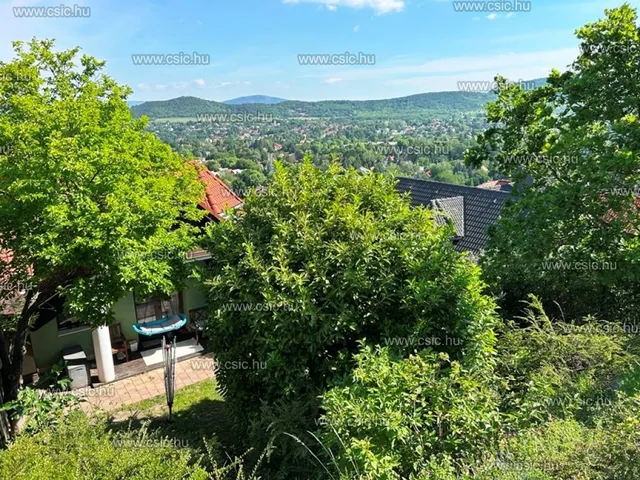 Eladó ház Budapest II. kerület, Remetekertváros 237 nm