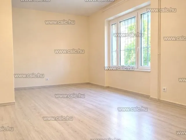 Eladó lakás Budapest II. kerület, Pesthidegkút-Ófalu 150 nm