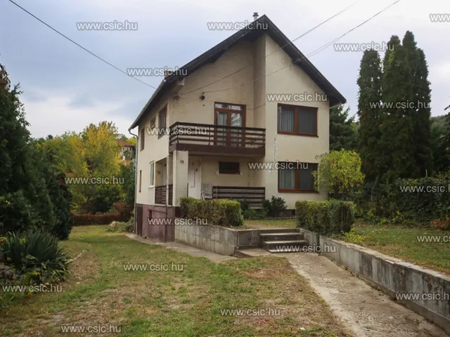 Eladó ház Solymár 140 nm