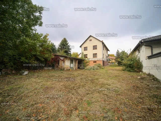 Eladó ház Solymár 140 nm