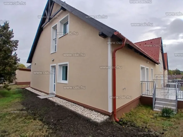 Eladó ház Veresegyház 131 nm