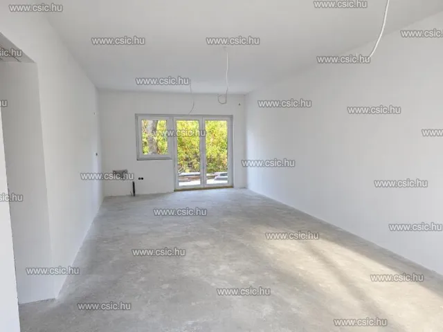 Eladó ház Pomáz 130 nm