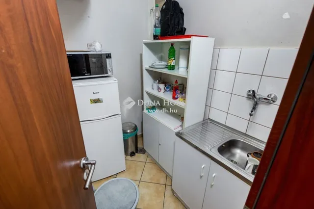 Eladó kereskedelmi és ipari ingatlan Budapest V. kerület, Belváros 313 nm