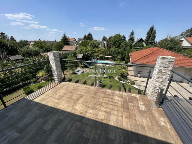 Eladó ház Budapest XVI. kerület, Árpádföld 270 nm