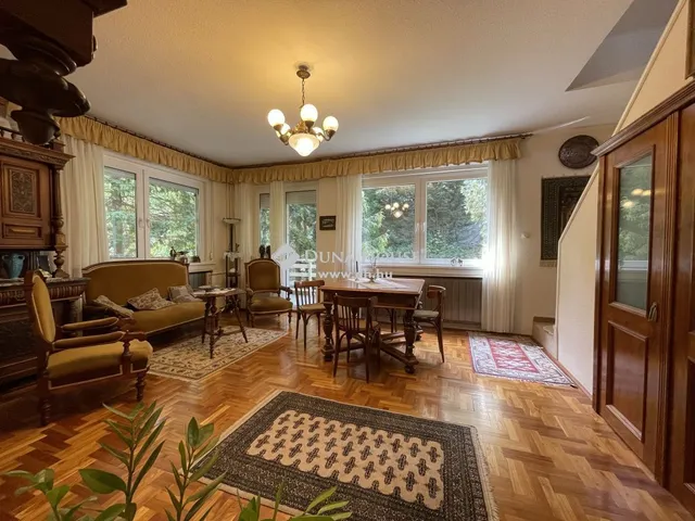 Eladó lakás Budapest XII. kerület, Istenhegy 159 nm
