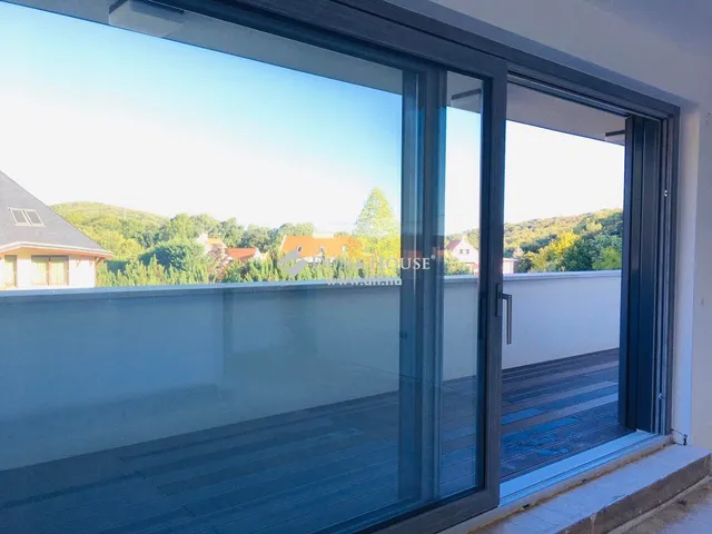 Eladó lakás Budapest II. kerület, Petneházyrét 117 nm