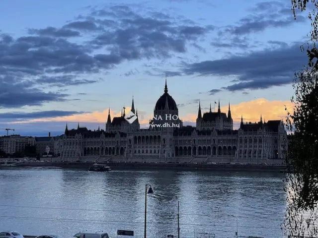 Eladó lakás Budapest I. kerület, Víziváros I. ker. 133 nm