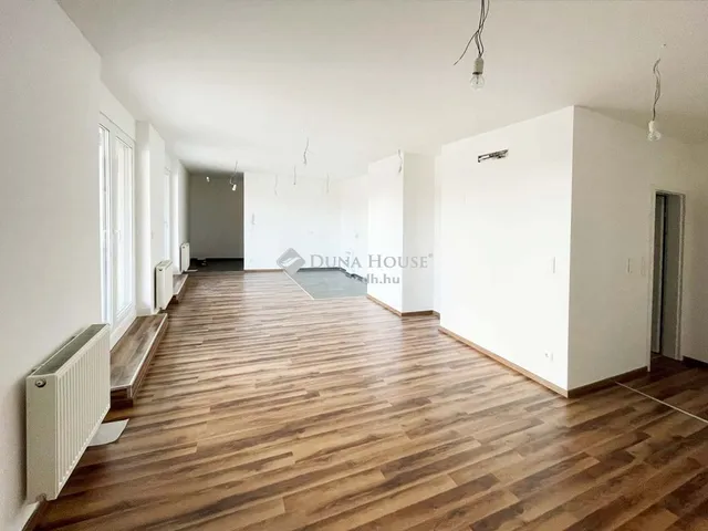 Eladó lakás Budapest III. kerület, Aranyhegy 110 nm