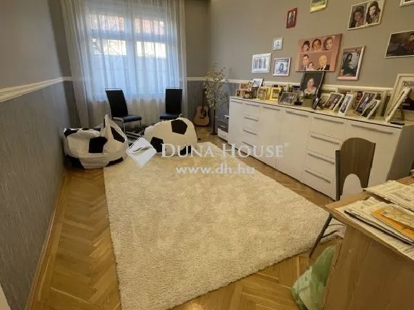Eladó ház Budapest XV. kerület, Rákospalota 320 nm
