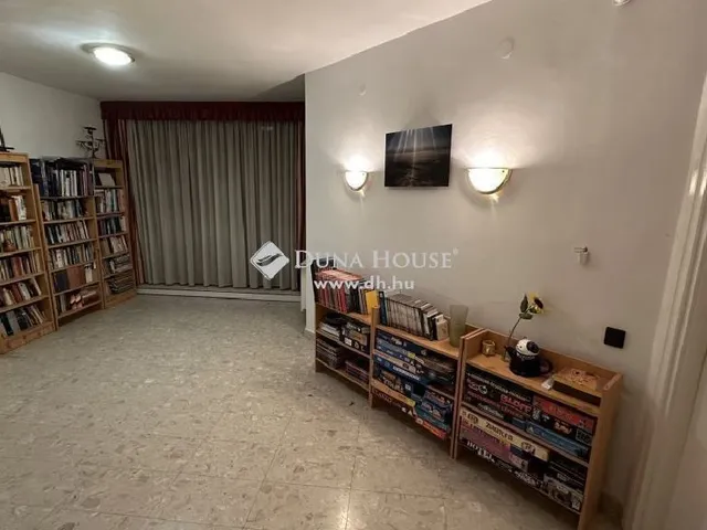 Eladó ház Budapest II. kerület, Pesthidegkút-Ófalu 286 nm