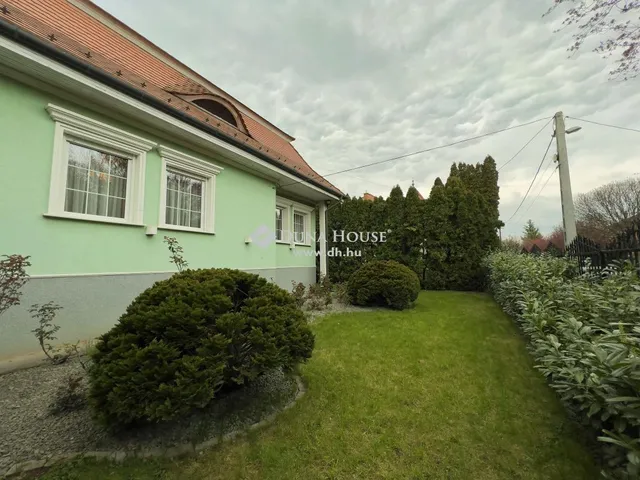 Eladó ház Budapest XVI. kerület, Mátyásföld 313 nm