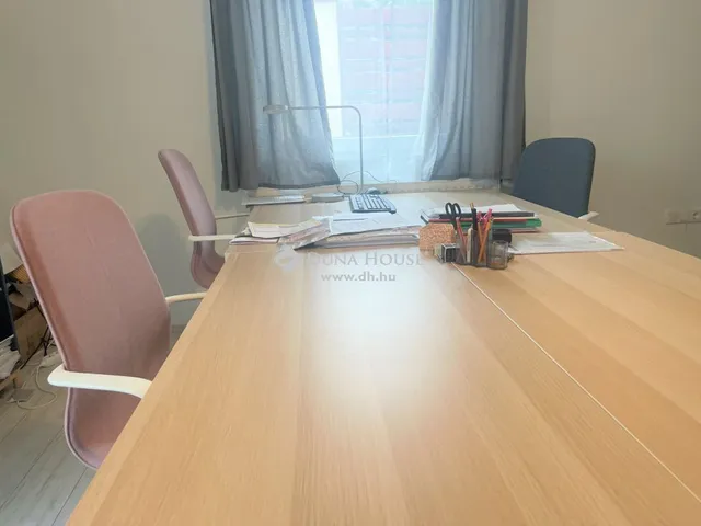 Eladó ház Budapest III. kerület, Testvérhegy 432 nm