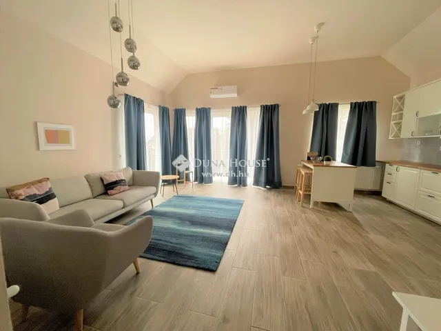 Eladó ház Budapest III. kerület, Testvérhegy 432 nm