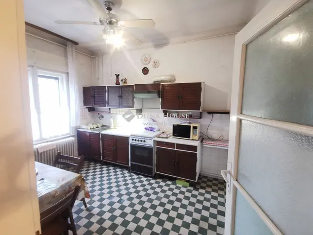 Eladó ház Budapest IV. kerület, Újpest 154 nm