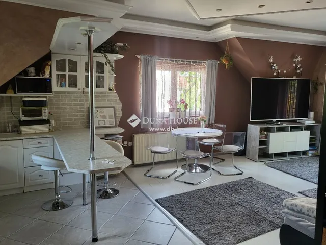 Eladó kereskedelmi és ipari ingatlan Budapest XV. kerület, Rákospalota 340 nm