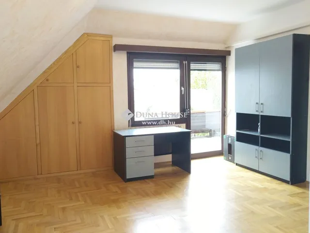 Eladó lakás Budapest XII. kerület, Mártonhegy 162 nm