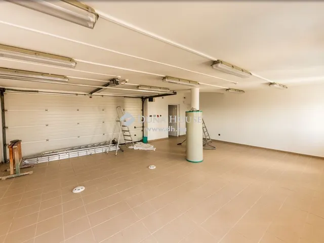 Eladó ház Budapest II. kerület, Adyliget 593 nm