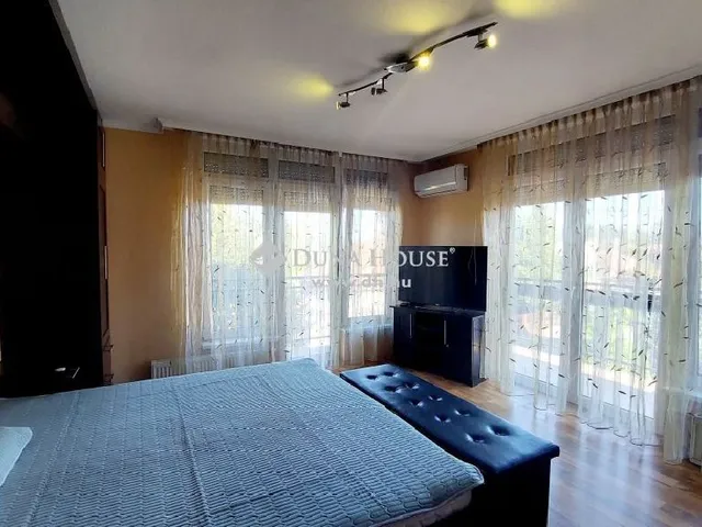 Eladó ház Budapest XVI. kerület, Rákosszentmihály 213 nm