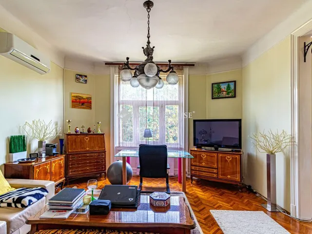 Eladó ház Budapest XI. kerület, Őrmező 220 nm