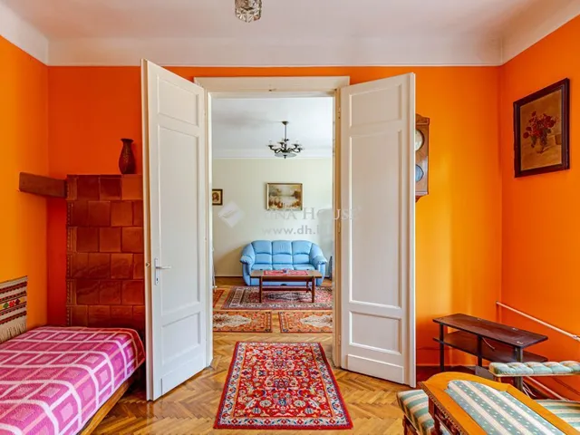 Eladó ház Budapest XI. kerület, Őrmező 220 nm