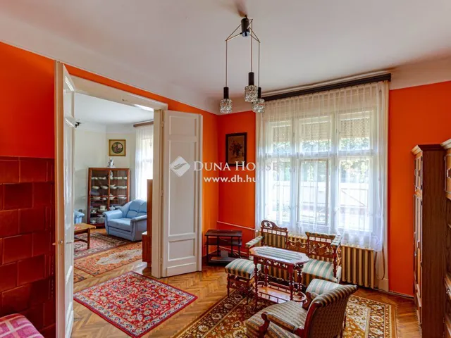 Eladó ház Budapest XI. kerület, Őrmező 220 nm
