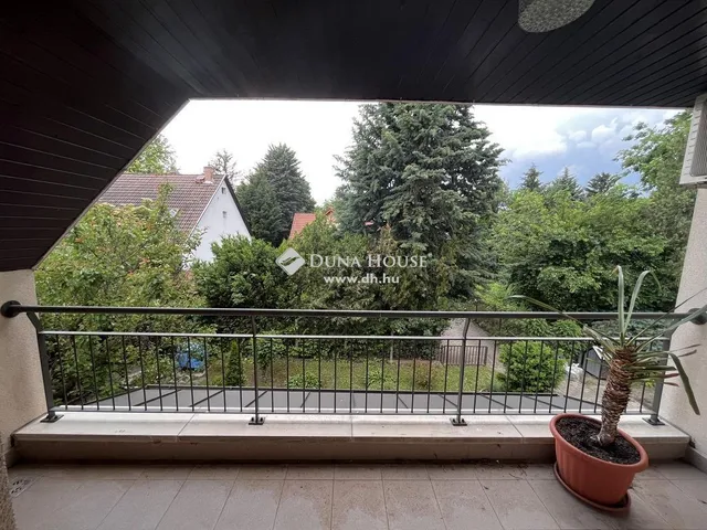 Eladó ház Budapest XVI. kerület, Sashalom 206 nm