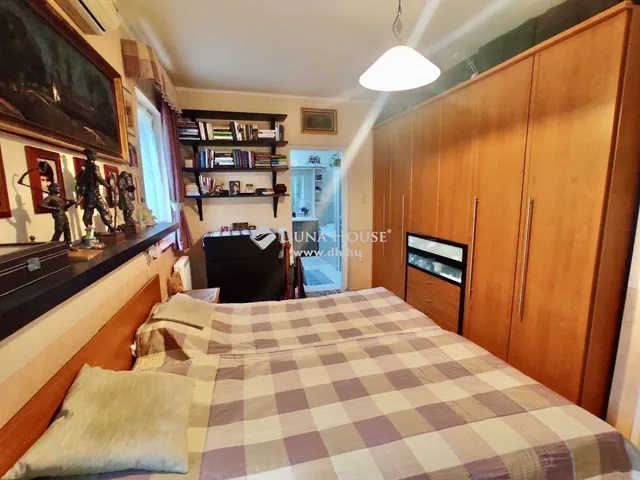Eladó ház Budapest XVI. kerület, Sashalom 206 nm
