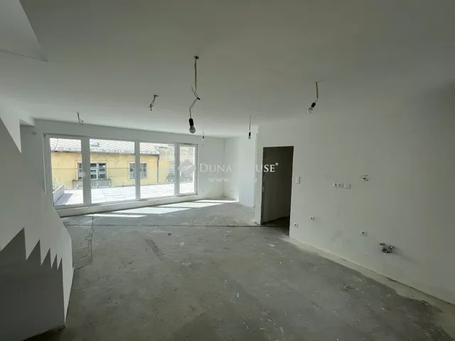 Eladó lakás Budapest VIII. kerület, Józsefváros 96 nm