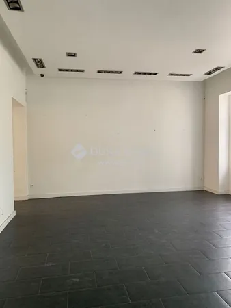 Eladó lakás Budapest VI. kerület, Nagykörúton kívüli terület 100 nm