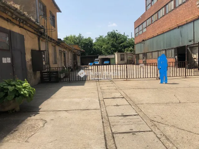 Eladó kereskedelmi és ipari ingatlan Budapest IX. kerület, Külső Ferencváros 9408 nm