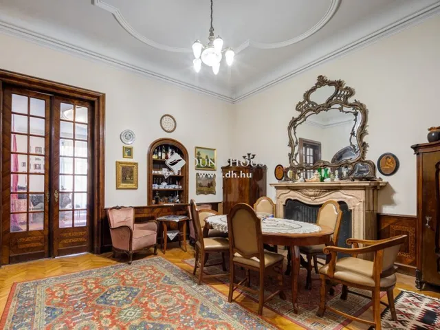 Eladó lakás Budapest VIII. kerület, Palotanegyed 131 nm