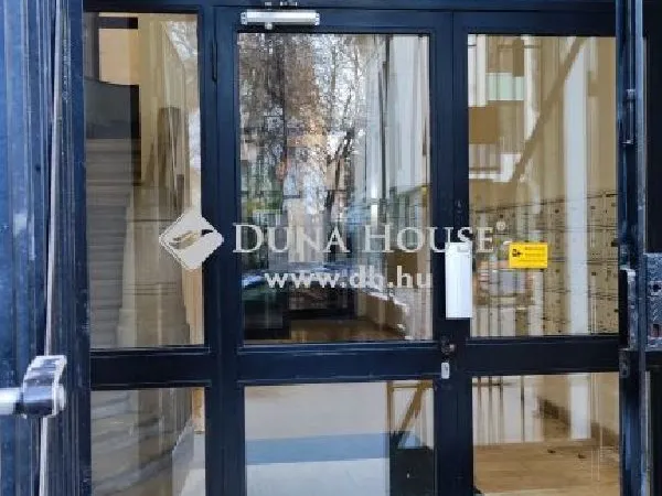 Eladó kereskedelmi és ipari ingatlan Budapest VI. kerület, Nagykörúton kívüli terület 186 nm