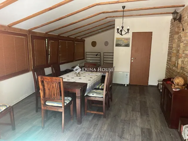 Eladó ház Csopak 140 nm
