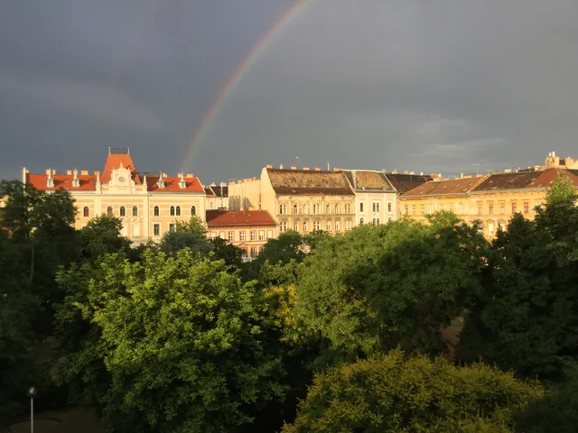 Eladó lakás Budapest VII. kerület, Klauzál tér 84 nm