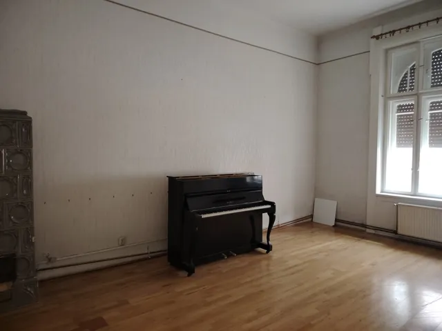 Kiadó lakás Budapest VII. kerület, Gyulai Pál utca 120 nm