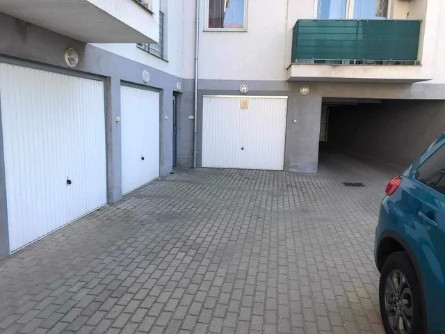 Kiadó garázs Nyíregyháza, Belváros 13 nm