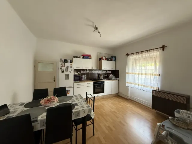 Eladó ház Sényő 83 nm