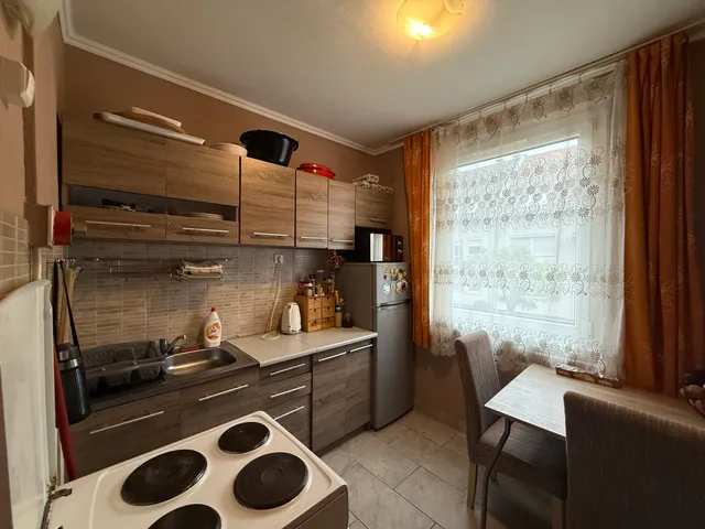 Eladó lakás Nyíregyháza, Érkert 54 nm