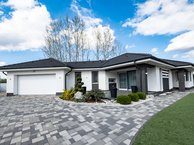 Eladó ház Nagykálló 157 nm