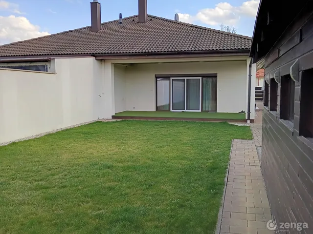 Eladó ház Mosonmagyaróvár, Duna lakópark 104 nm