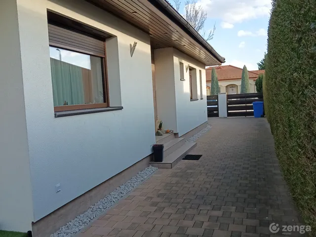 Eladó ház Mosonmagyaróvár, Duna lakópark 104 nm