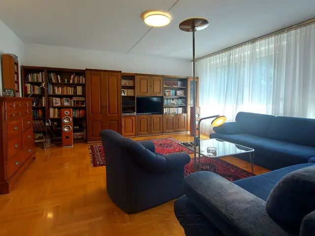 Eladó lakás Budapest III. kerület, Rómaifürdő, Városfal köz 80 nm